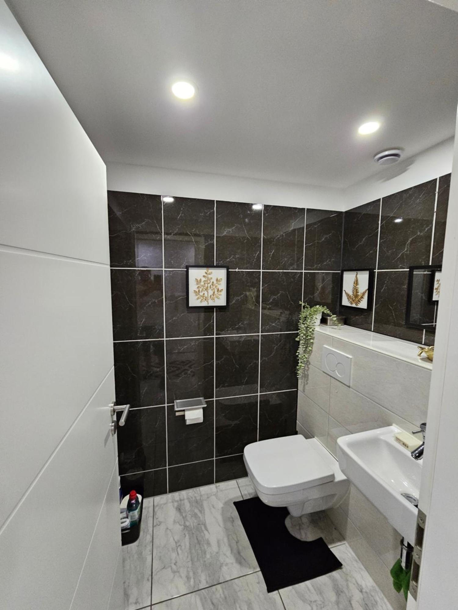 Appartement Maisonette In Koelner Villenviertel